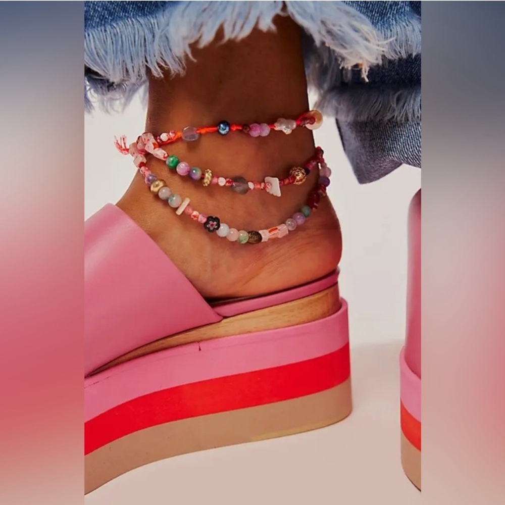 Free People X Ariana Ost Anklet.